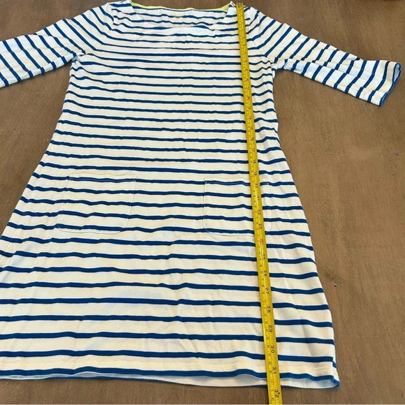 Boden Blue and White Striped Boatneck Dress Sz 4 Buttons on Shoulders 2 pockets - Picture 6 of 9